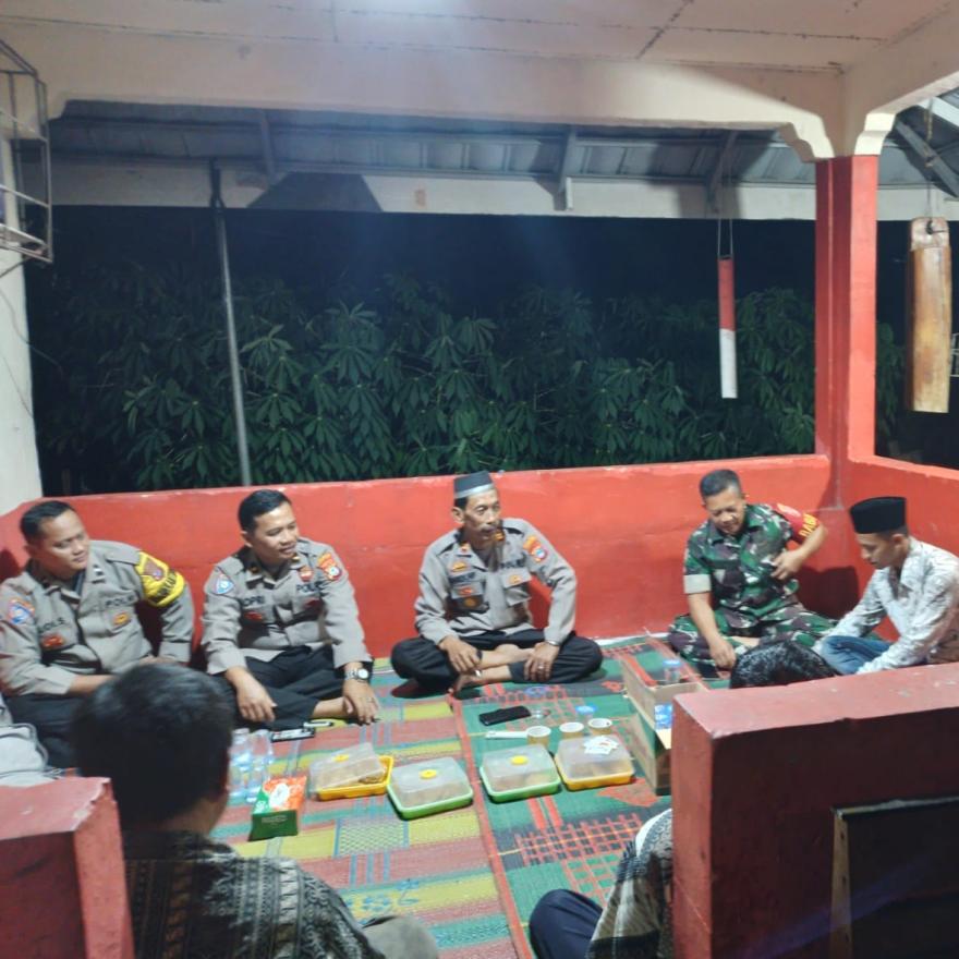Kunjungan Kasatbinmas Polres Tanah Laut