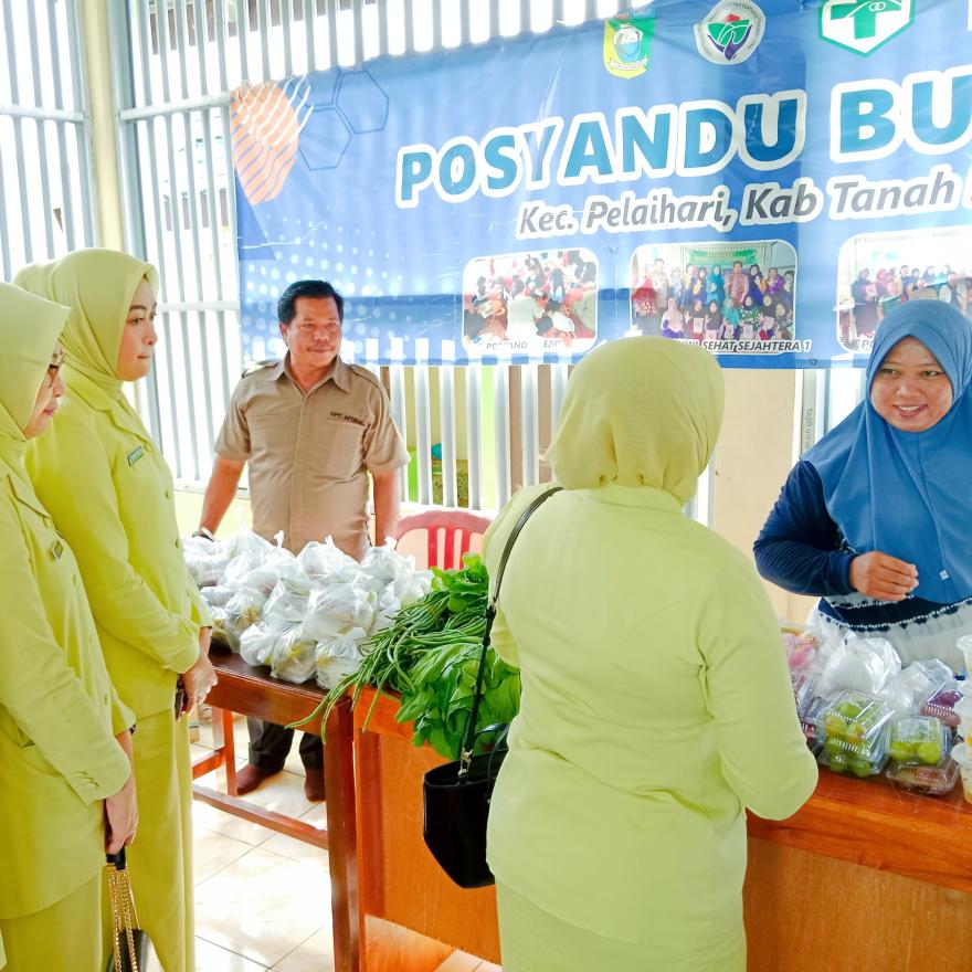 Pembinaan Posyandu oleh Ikatan Adhyaksa Dharmakarini Tanah Laut